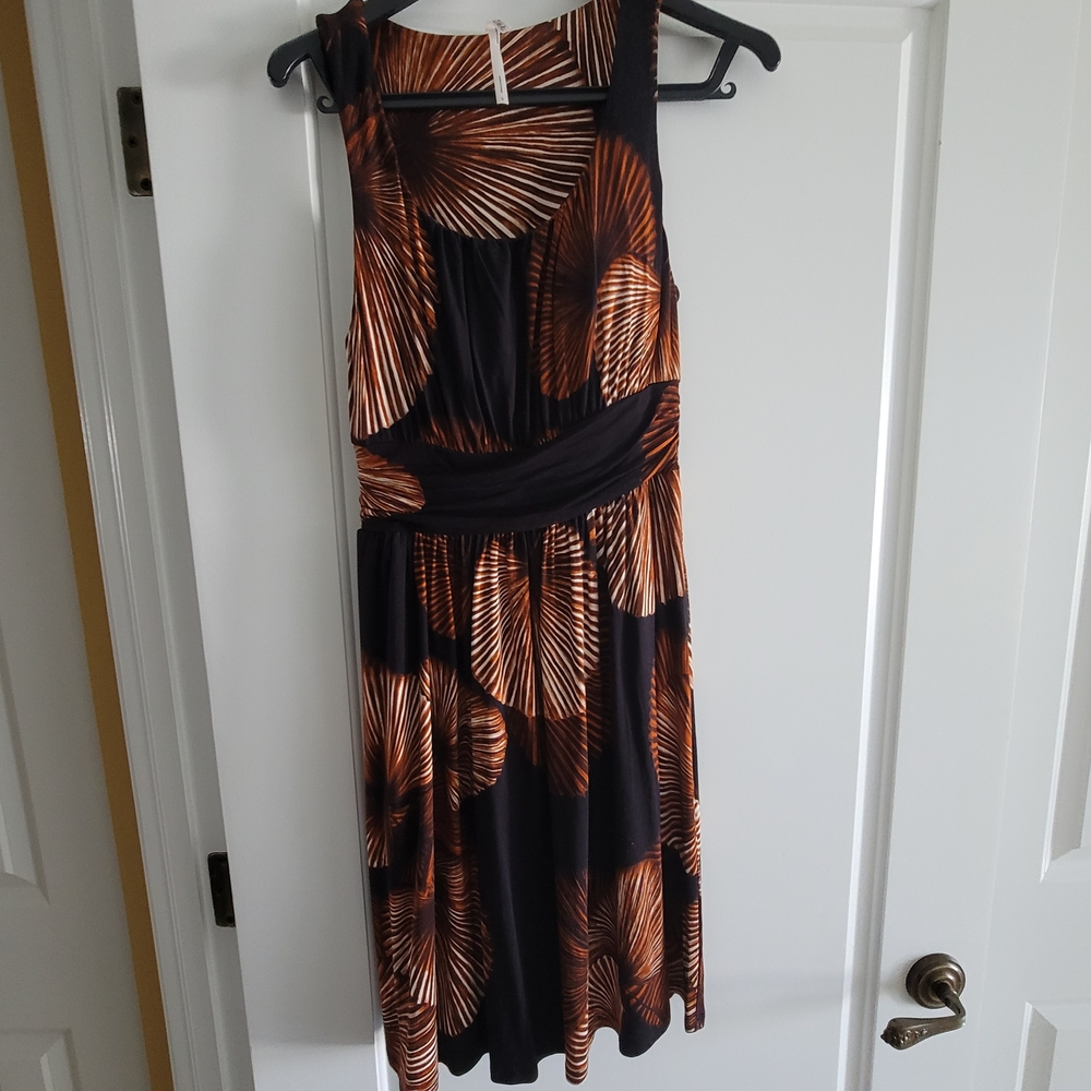 Soma Black and Brown Leaf Pattern Just Above The Knee Dress. Built In Bra.